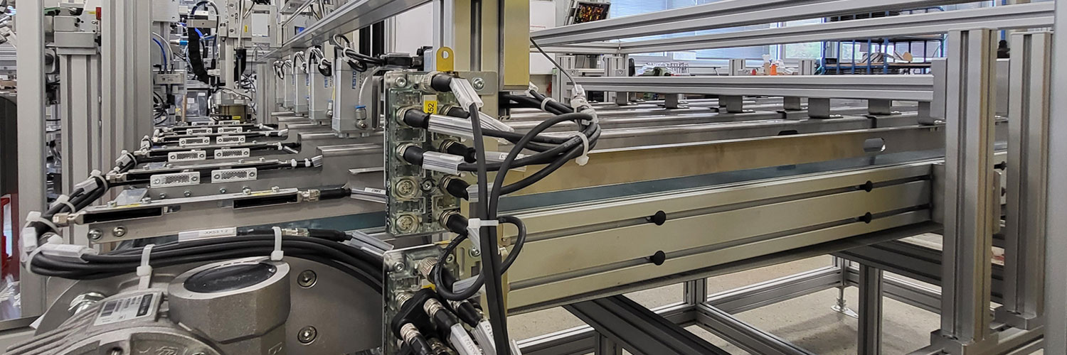 Zwerrenz Automatisierungstechnik Automationsanlagen Montageanlagen Prüfanlagen Rundtaktautomaten Handarbeitsplätze Roboterzellen Musterbau Vorrichtungsbau Liniensysteme Transfersysteme